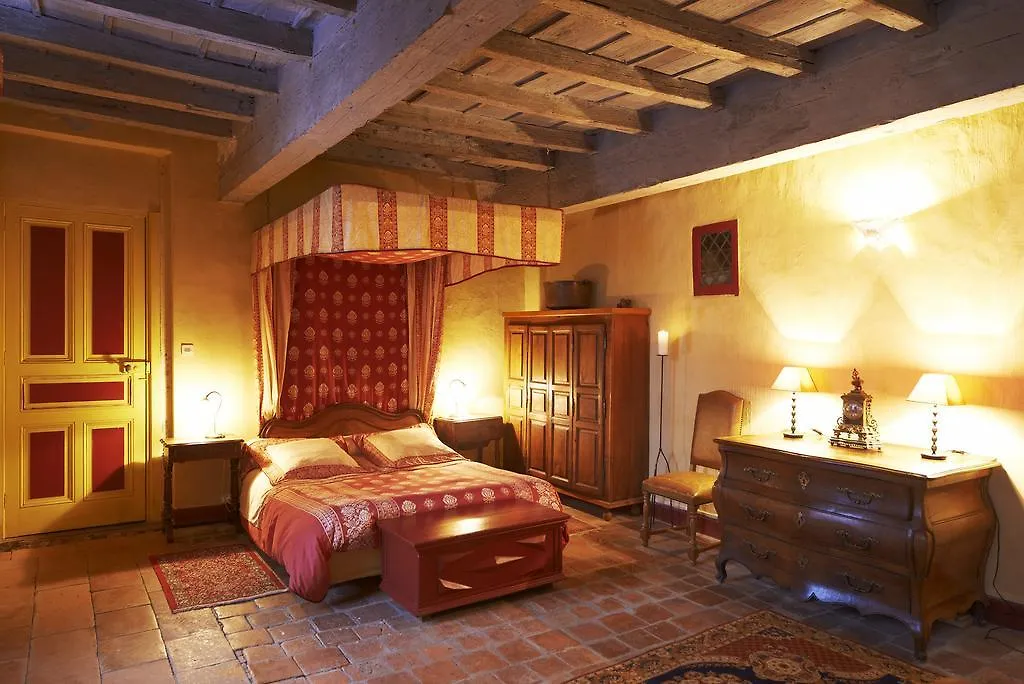 La Halte Du Temps Bed & Breakfast Montesquieu-Volvestre 3*,  France